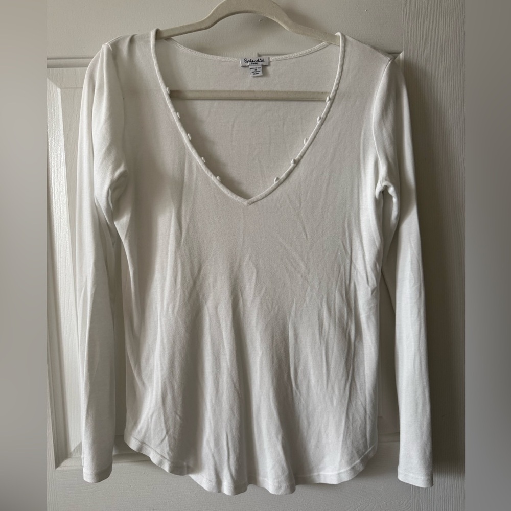Splendid white T-shirt, S, V-neck, long sleeve NWOT
